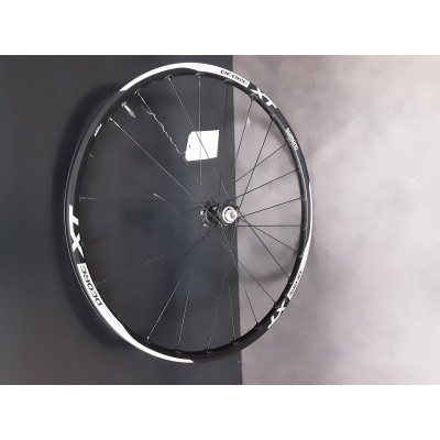 ROUE AVANT SHIMANO DEORE XT 27.5 EW HM785F15D7X ROUE AVANT SHIMANO DEORE XT 27.5 EW HM785F15D7X